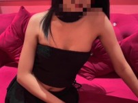 누루 할 때는 온몸을 부드럽게 어루만지는...